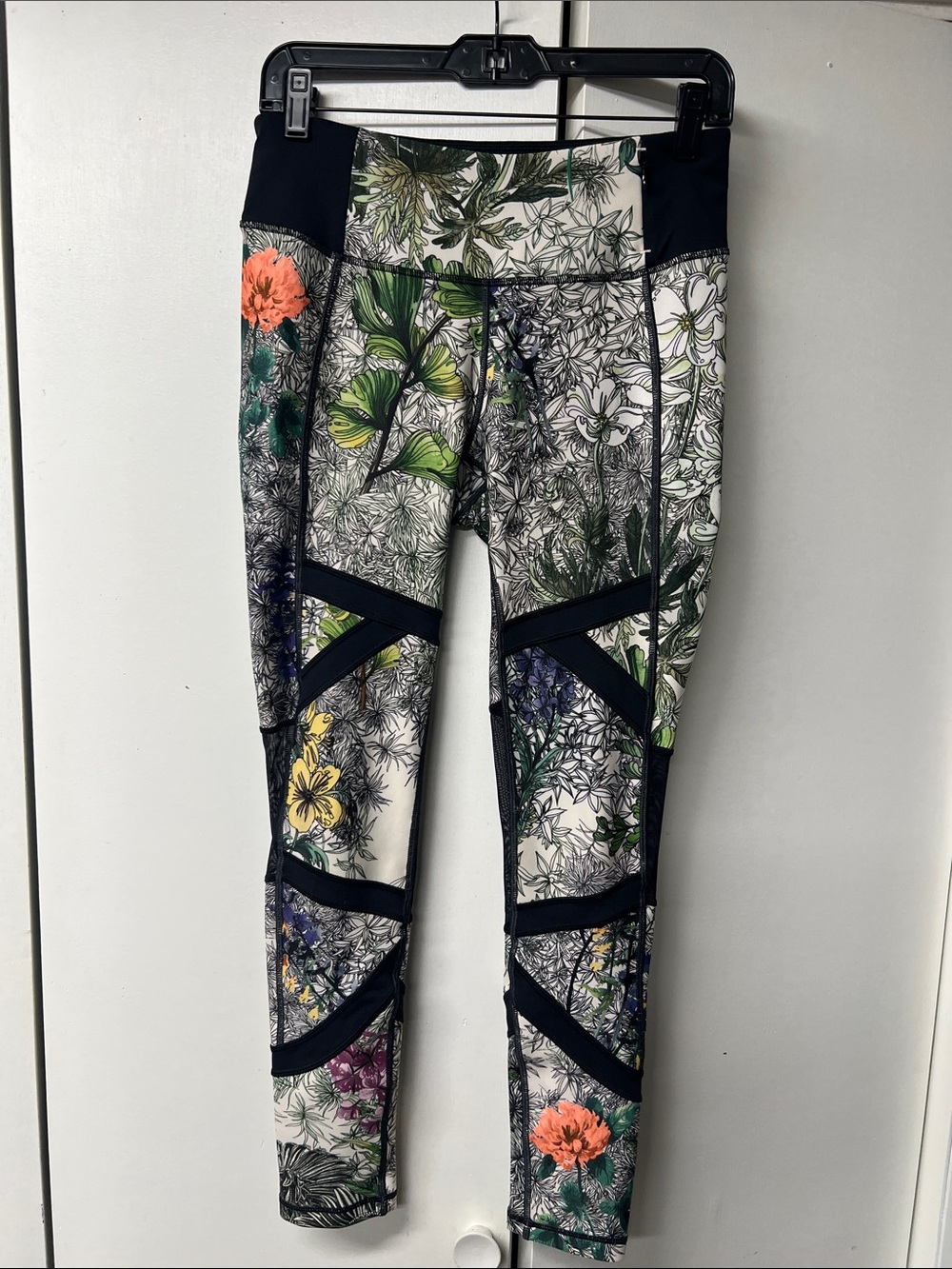 CALIA by Carrie Underwood Girls' Floral Print Leggings with Black Panels